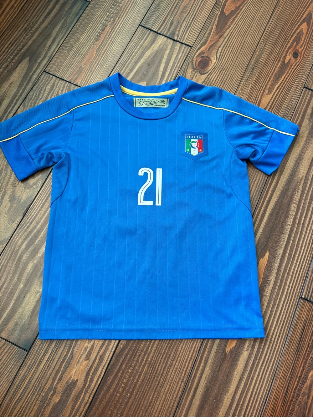 Italia youth medium Pirlo 21 soccer jersey